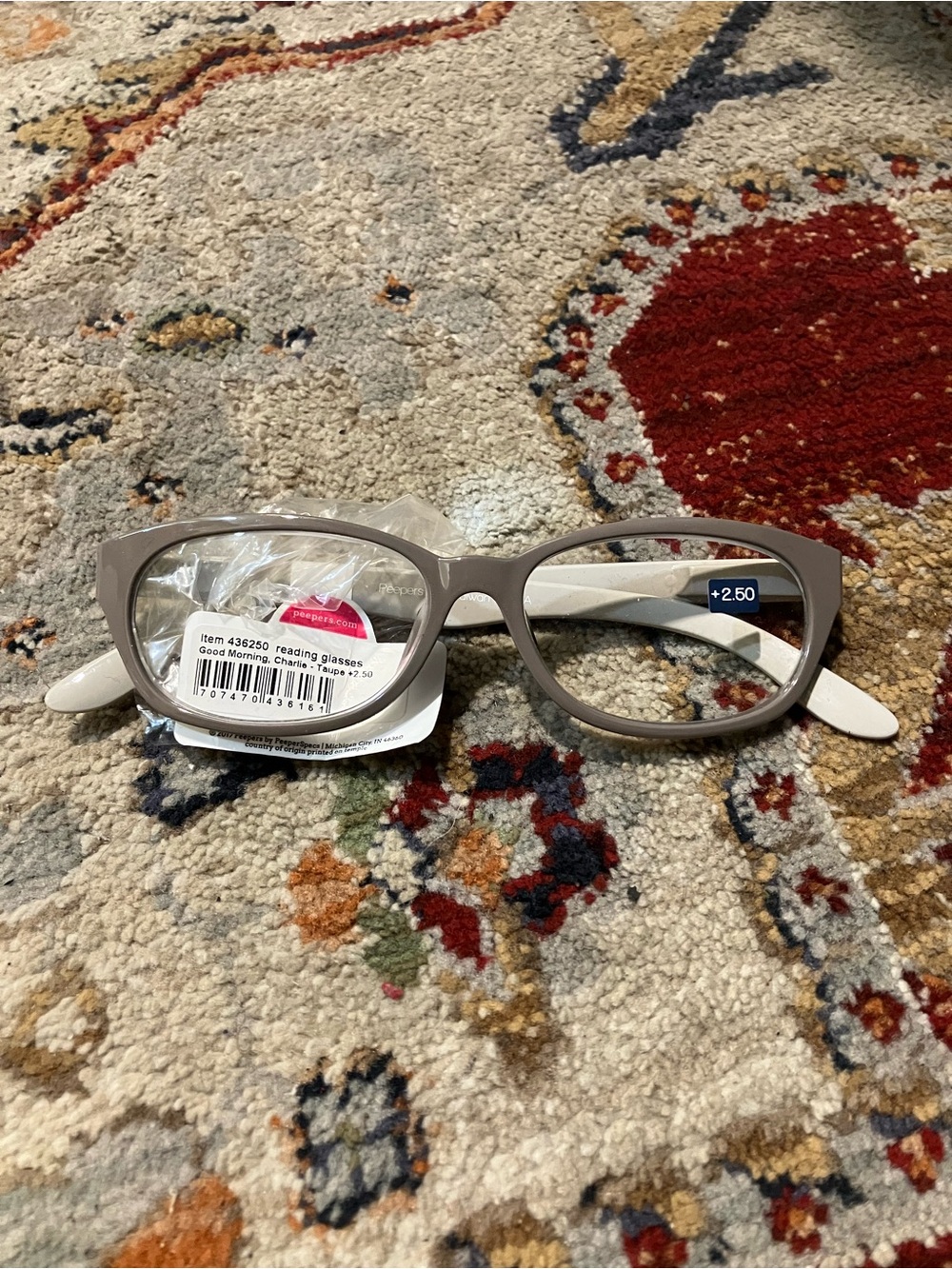 Peepers Reading Glasses +2.50 New
